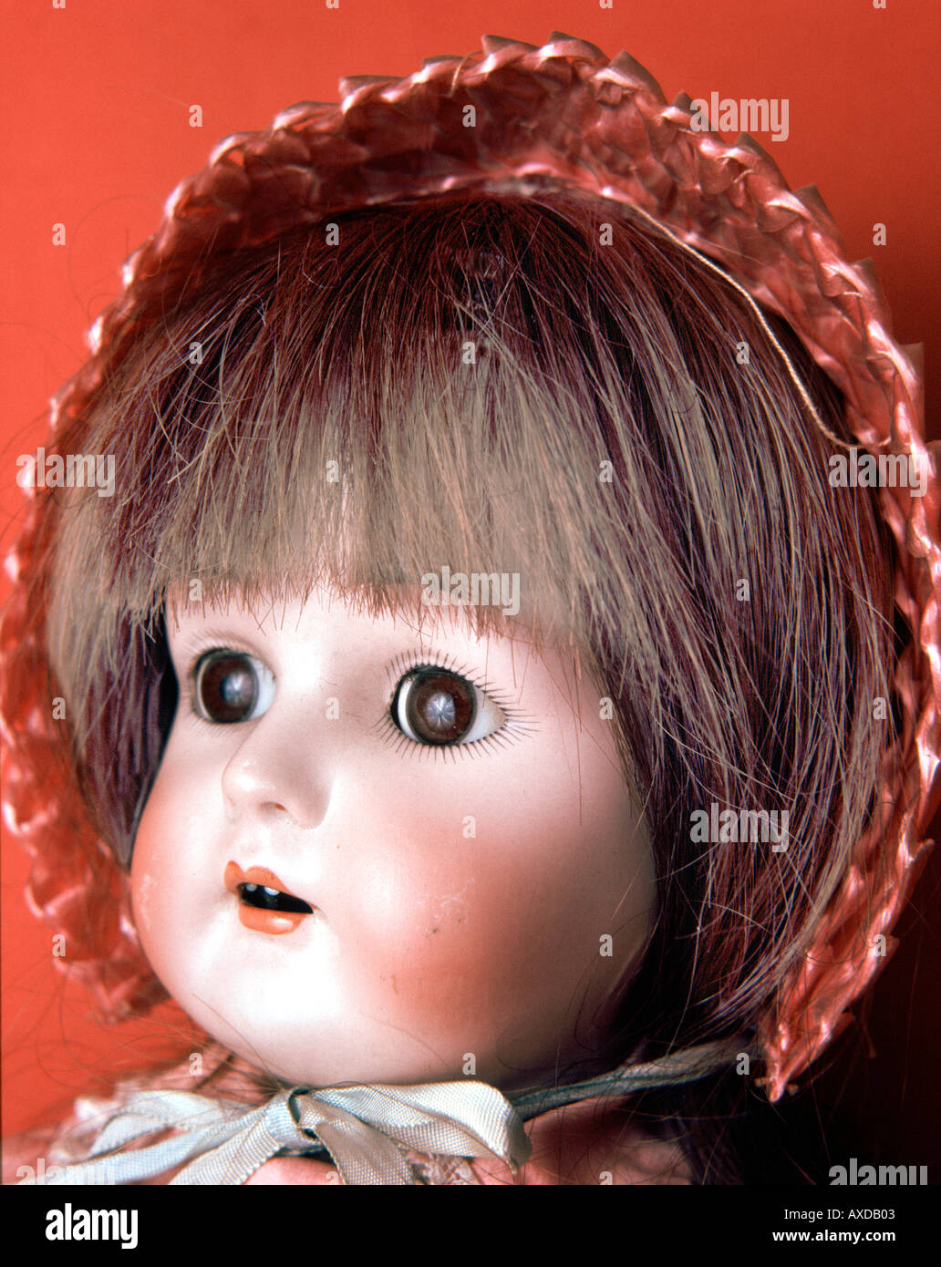 Poupée Ancienne En Porcelaine Armand Marseille 68 Cm - Années 1930