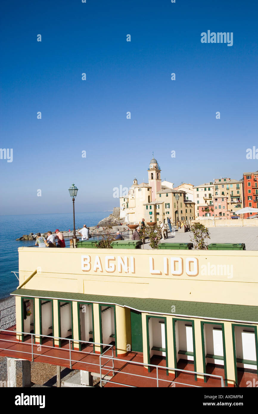 L'Italie, Ligurie, Camogli, bar de plage Banque D'Images