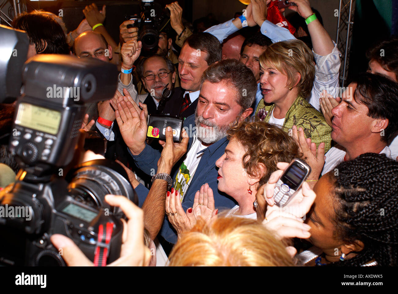 Luiz Inácio Lula da Silva (*27.10.1945), Président du Brésil, le jour de sa réélection à São Paulo, Brésil. Les journalistes Banque D'Images