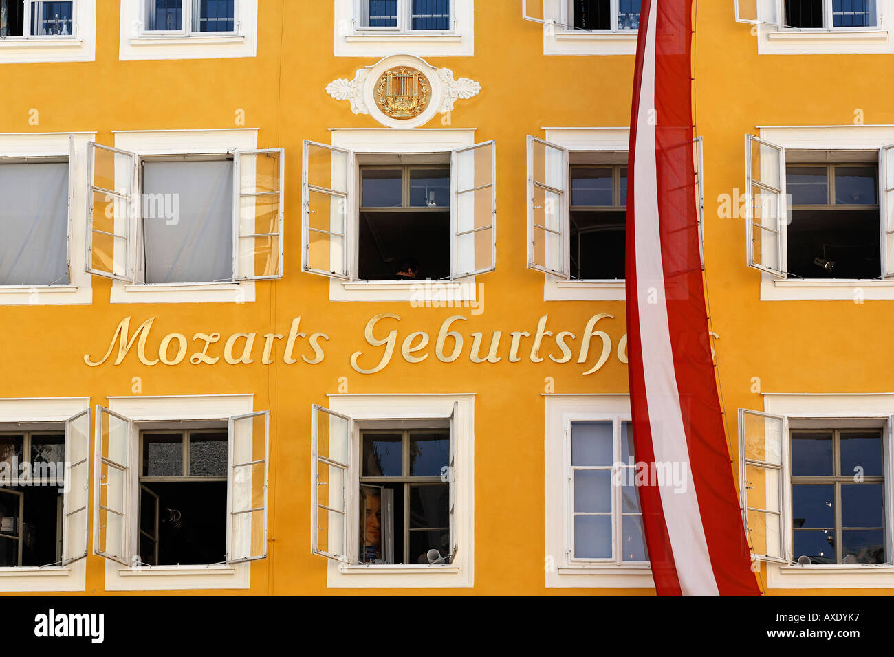 La maison natale de Mozart dans la rue Getreidegasse n° 9, Salzbourg, Autriche Banque D'Images