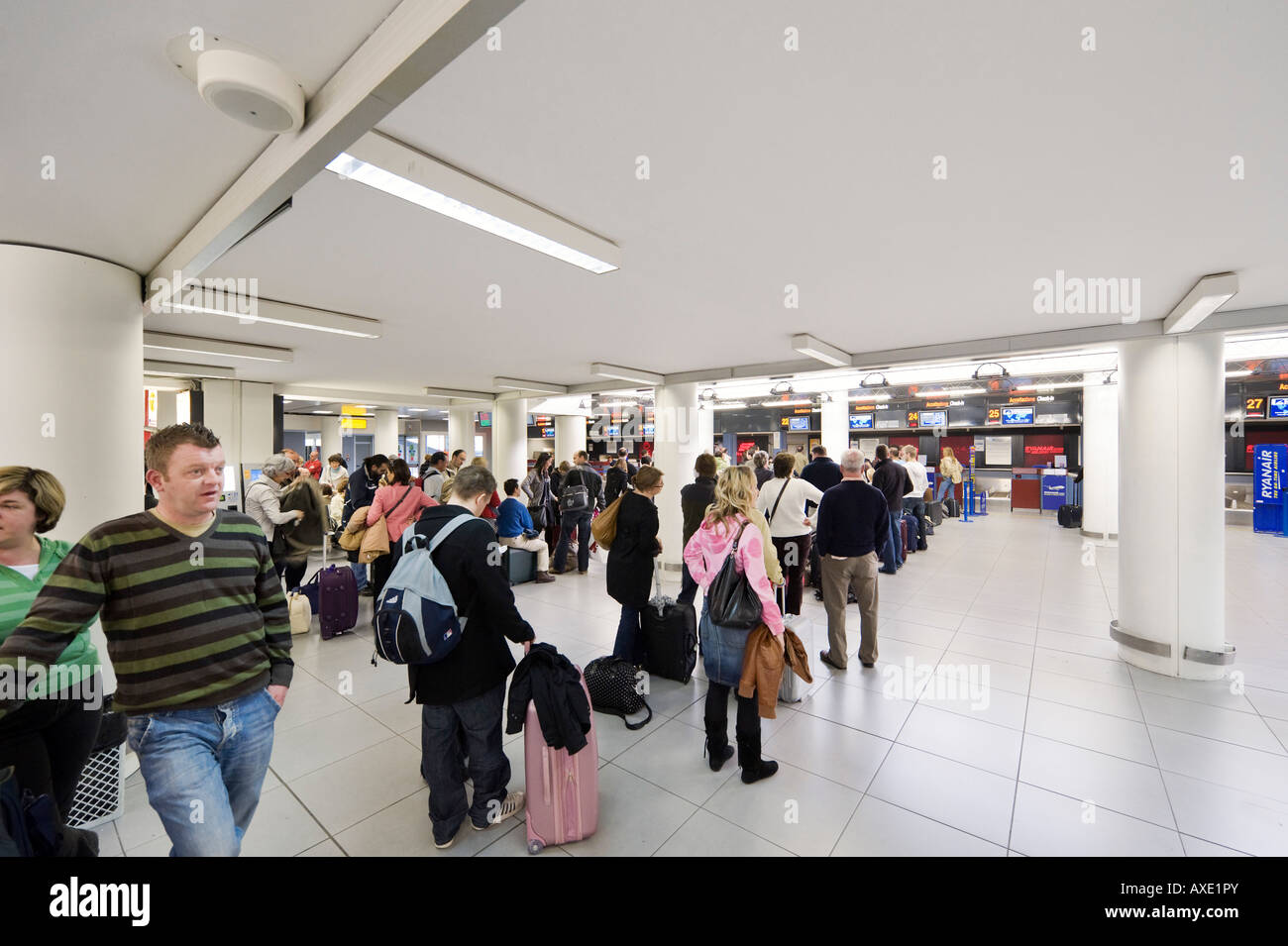 Des comptoirs d'enregistrement de Ryanair à l'aéroport de Ciampino, Rome, Italie Banque D'Images
