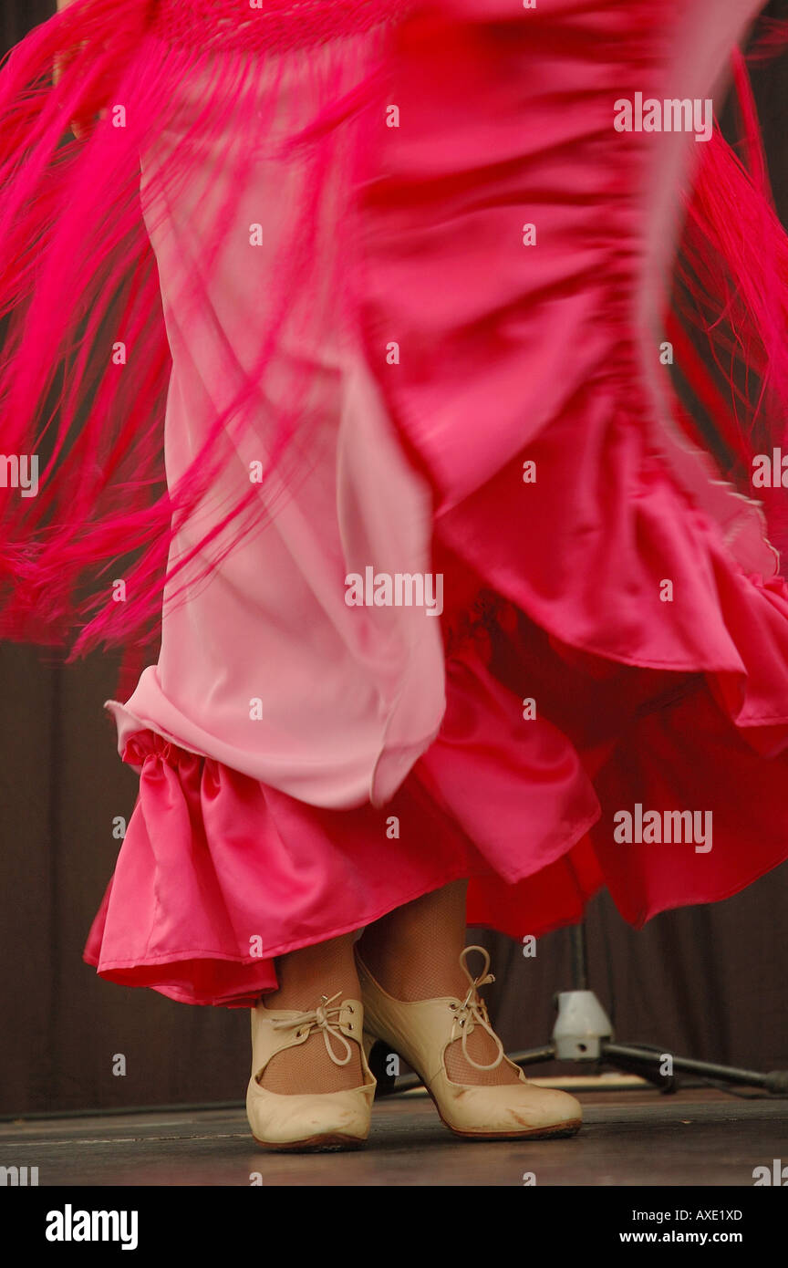 Robe Flamenco , Performance et chaussures , Séville , Andalousie , Europe Banque D'Images