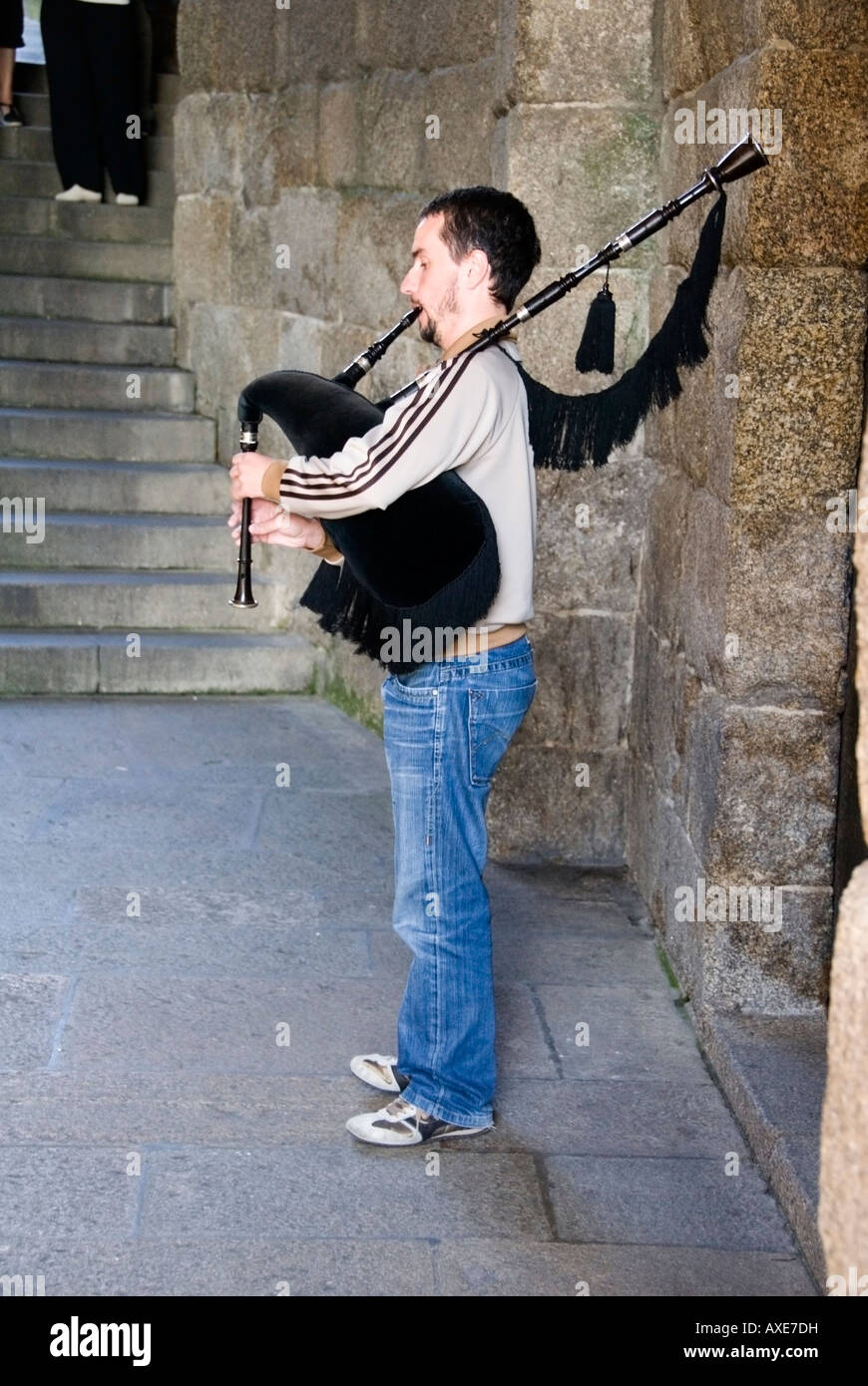 Un joueur de gaita galicienne à Santiago de Compostelle, Galice, Espagne. Banque D'Images
