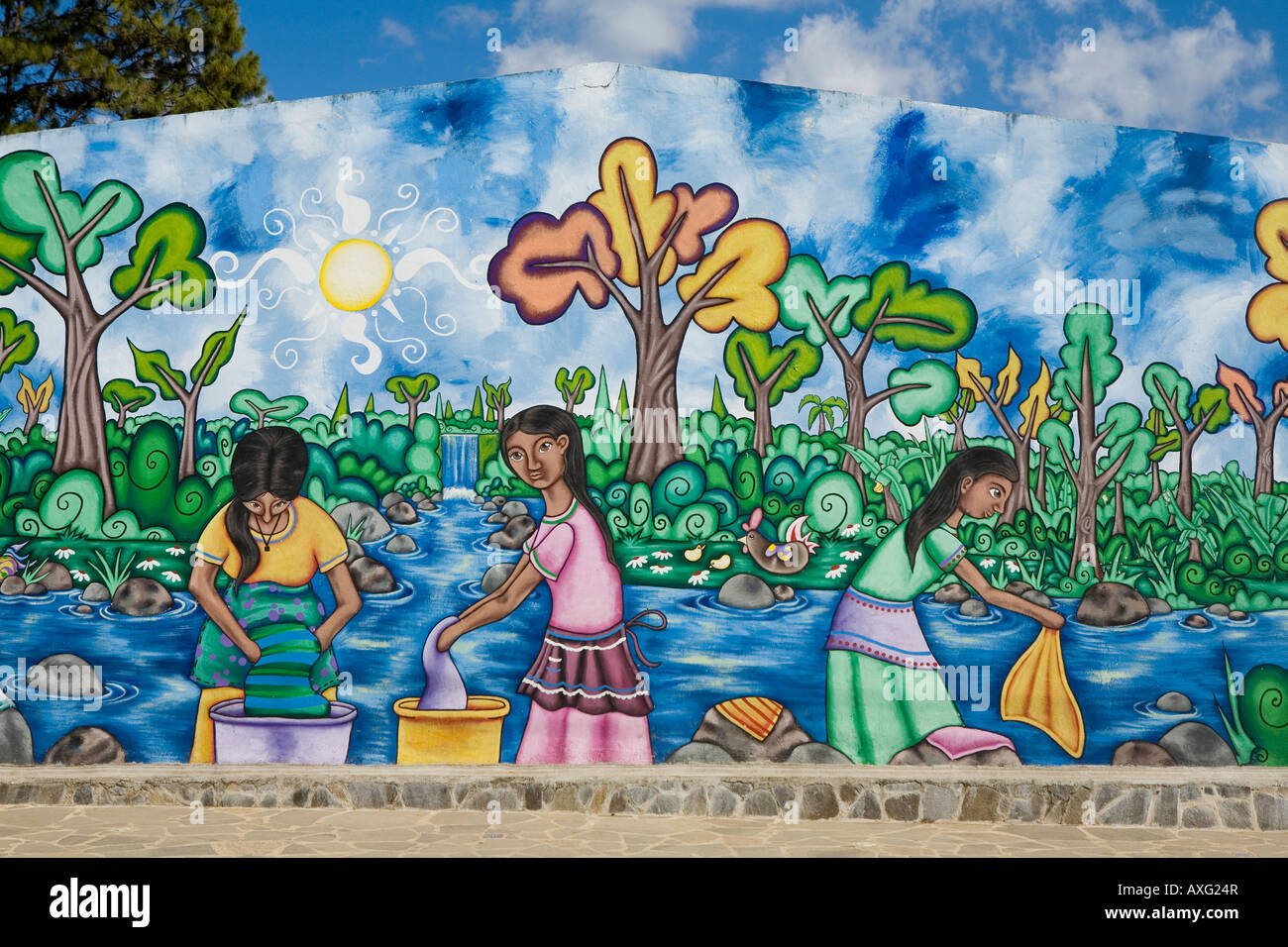 Une peinture murale représentant les femmes lessive Concepcion de Ataco El Salvador Banque D'Images