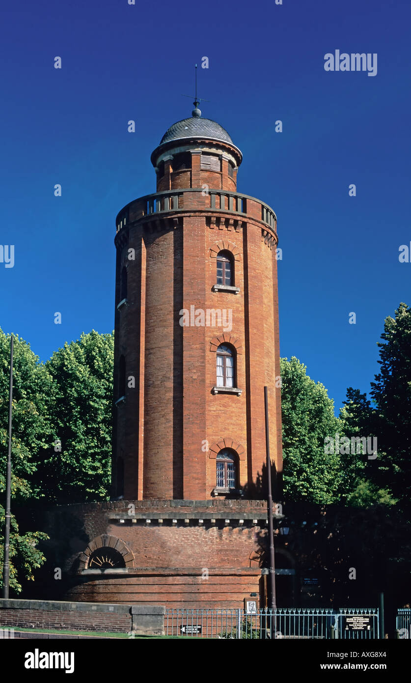 Ancien château d'eau du 19e siècle abritant un centre de photographie TOULOUSE MIDI-PYRÉNÉES FRANCE Banque D'Images