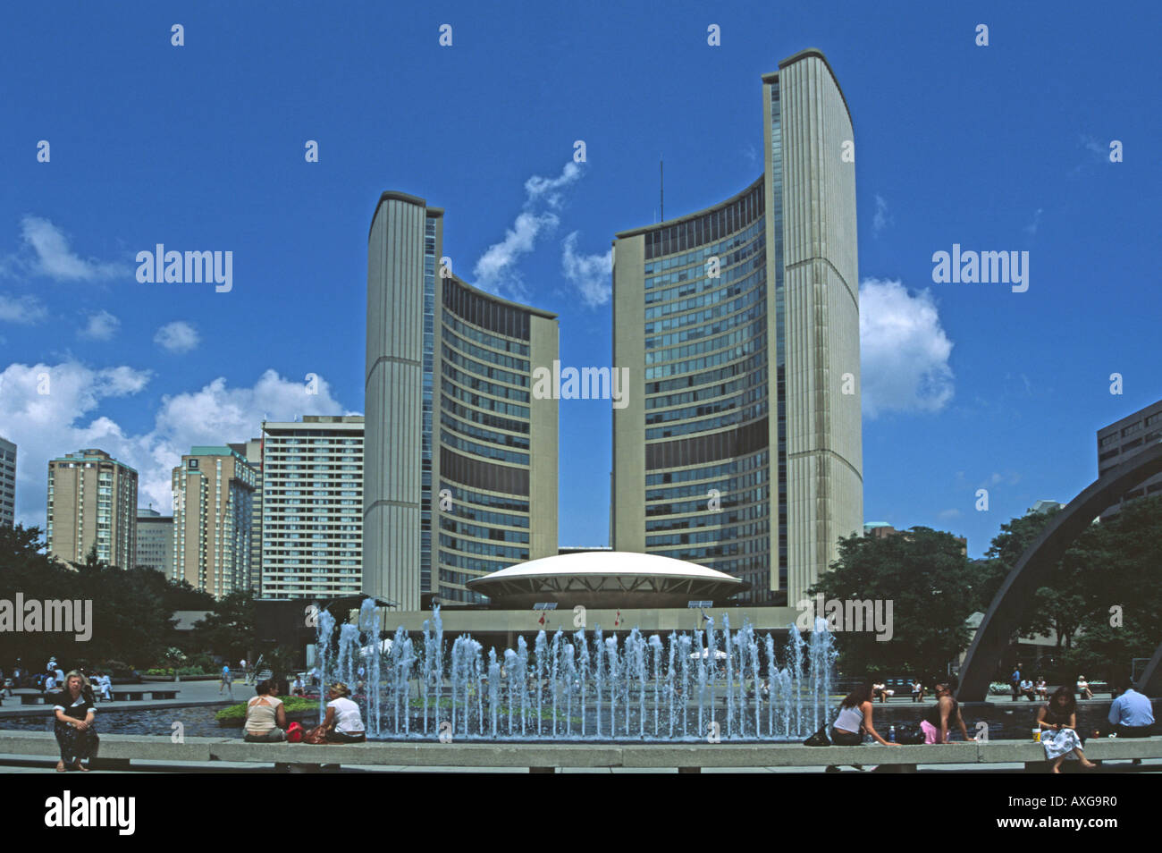 L'Hôtel de Ville de Toronto, Ontario, Canada, conçu par l'architecte finlandais Viljo Revell Banque D'Images