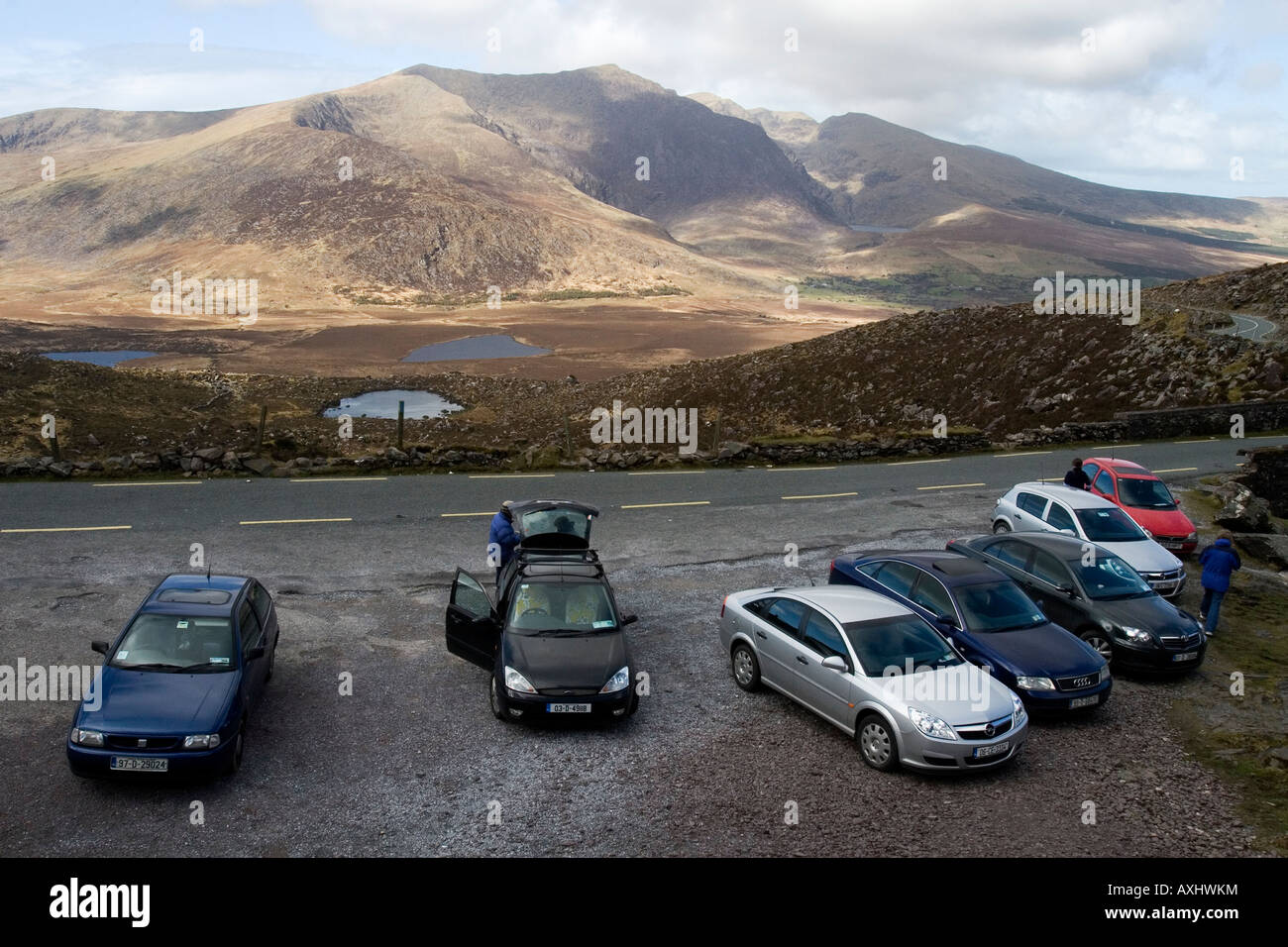 Parking collectif à l'échelle pour monter Brandon sur la péninsule de  Dingle, en Irlande Photo Stock - Alamy
