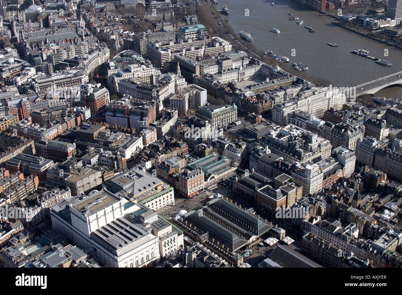 Vue aérienne oblique de haut niveau à l'est de Covent Garden et Aldwych London WC2 England UK Février 2006 Banque D'Images