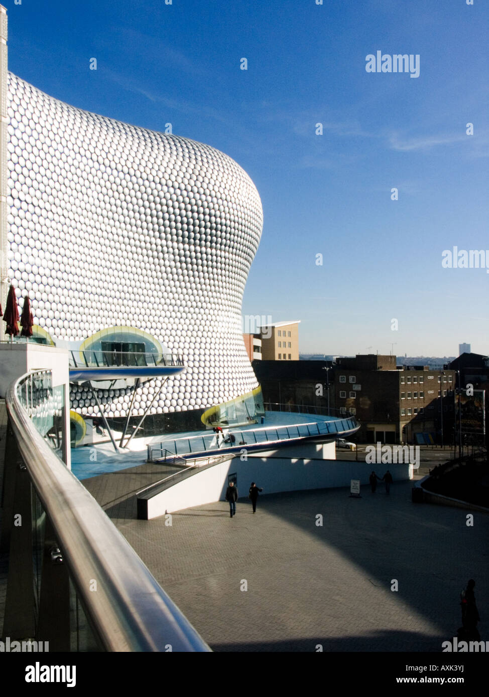 Selfridges building le matin winter sunshine, arènes, Birmingham, West Midlands, England, UK Banque D'Images