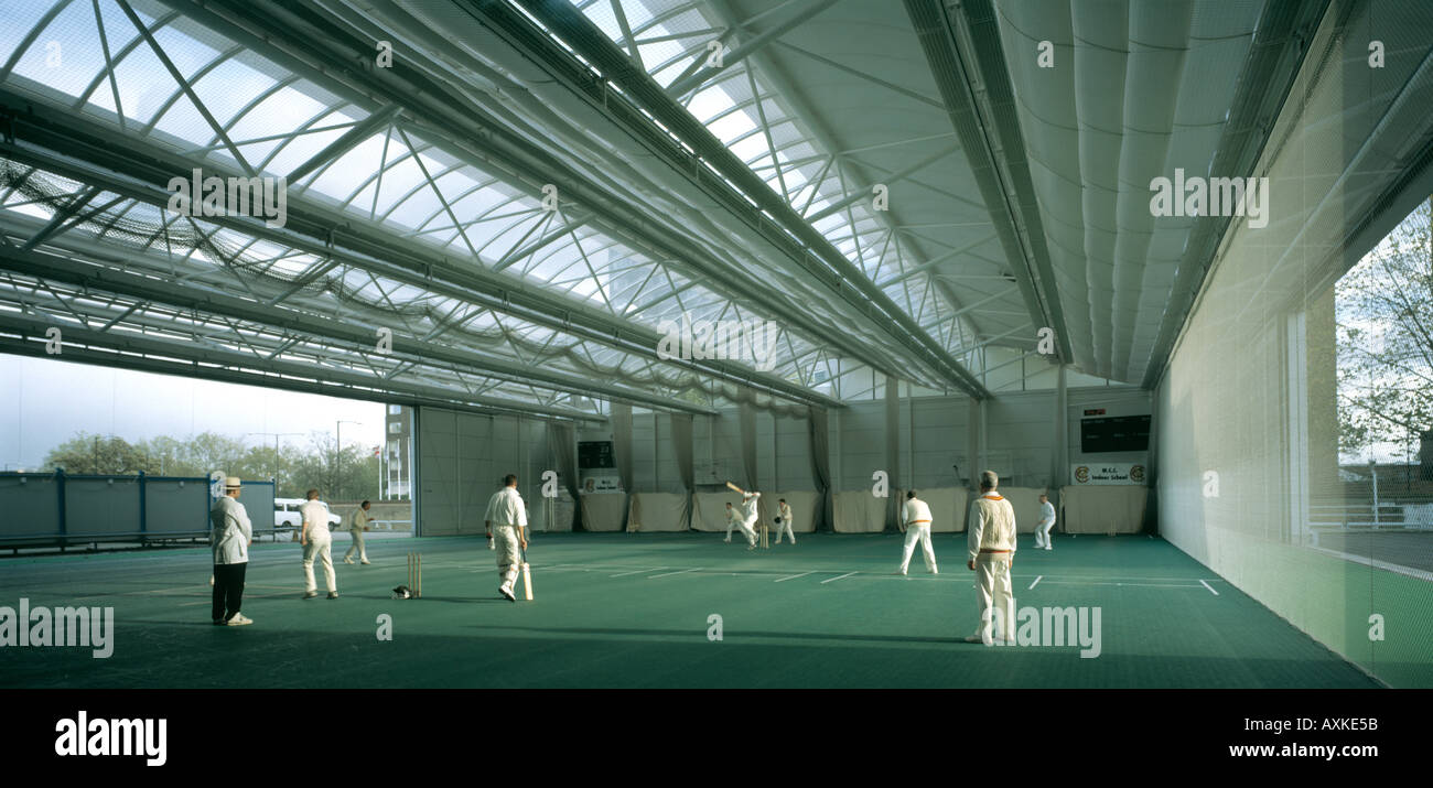 L'INTÉRIEUR DE L'ÉCOLE DU CMC CRICKET Marylebone Cricket Club Lords Cricket Ground Banque D'Images