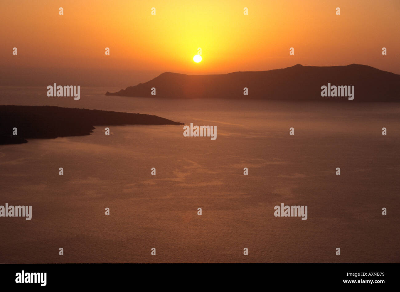 Au coucher du soleil de Santorin Santorin ville de Thira les Cyclades Grèce îles Grecques Banque D'Images