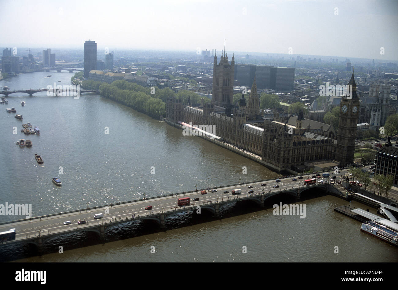 Voir à partir d'une gélule en haut de la BA London Eye London UK Banque D'Images