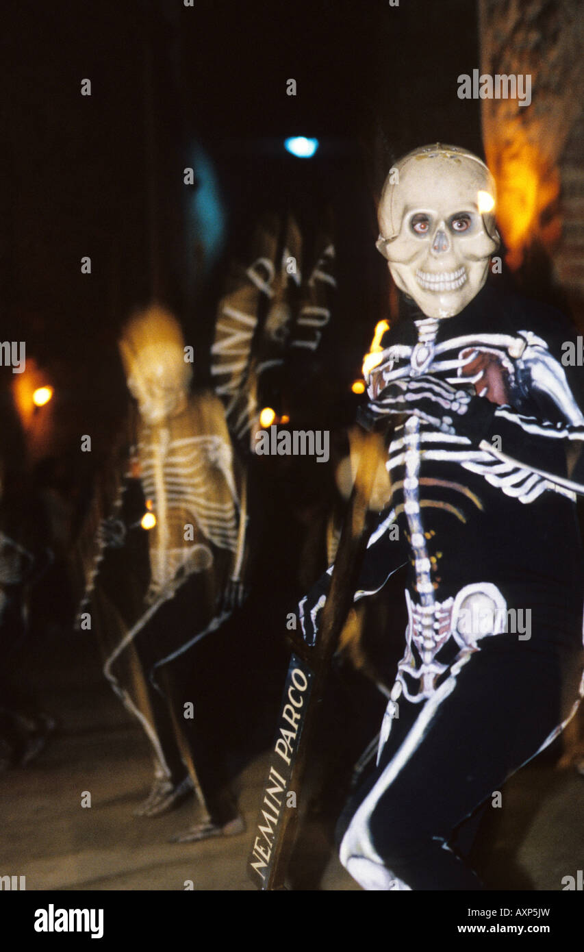 La danse de mort à Verges Catalogne Banque D'Images