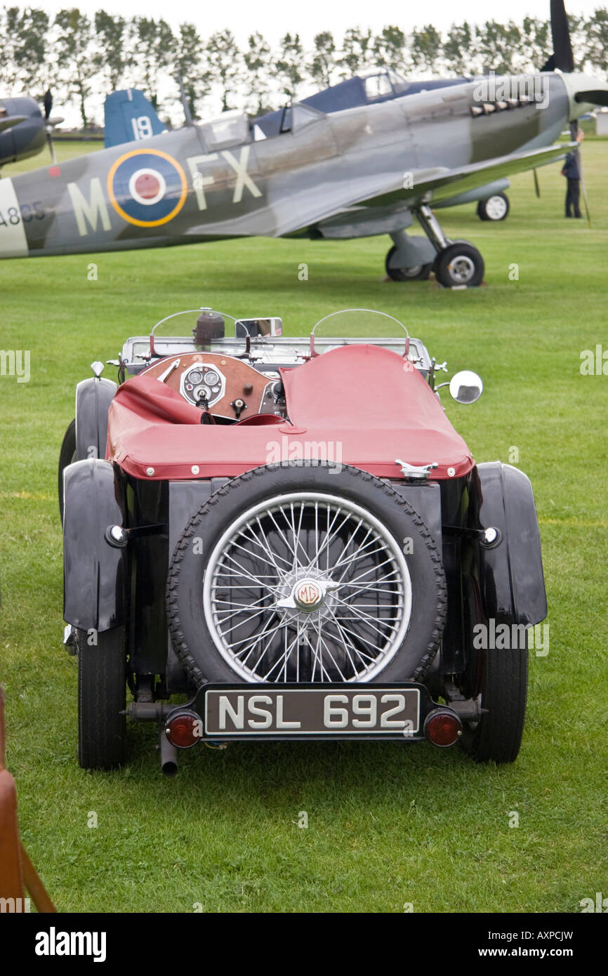 MG et Spitfire Goodwood Revival 2007 Banque D'Images