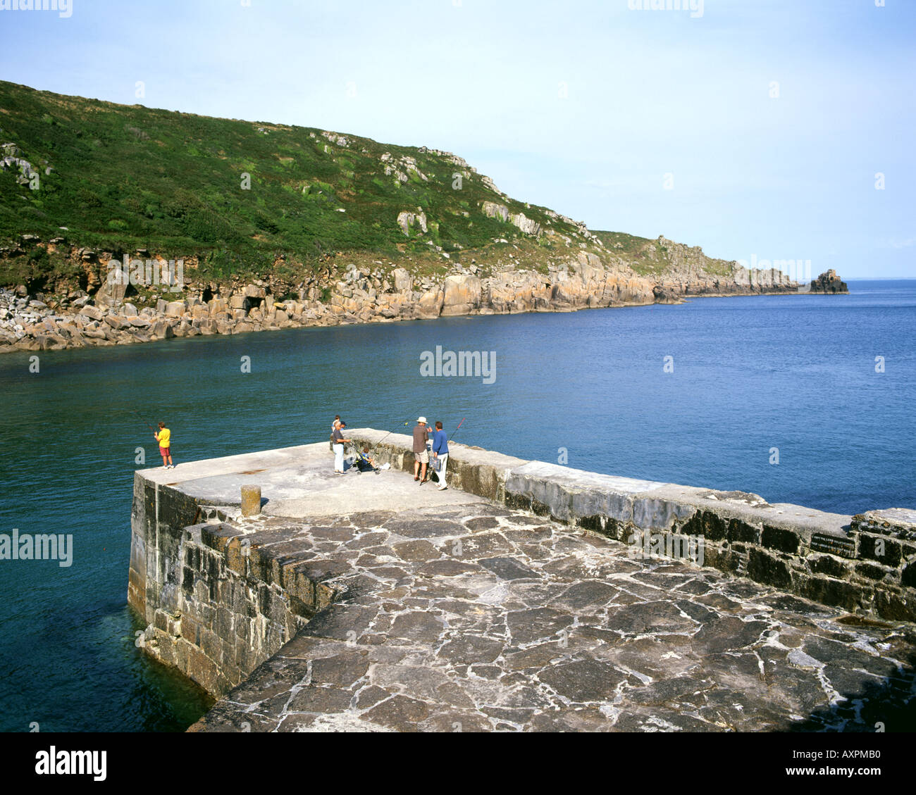 Sur le quai des pêcheurs près de penzance lamorna cove loin à l'ouest de Cornwall Banque D'Images