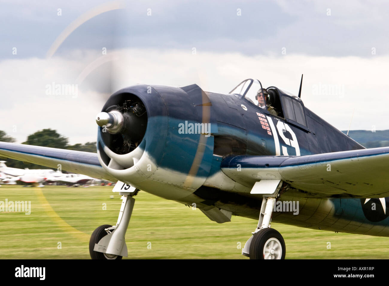 Grumman F6F Hellcat taxying à Goodwood Banque D'Images