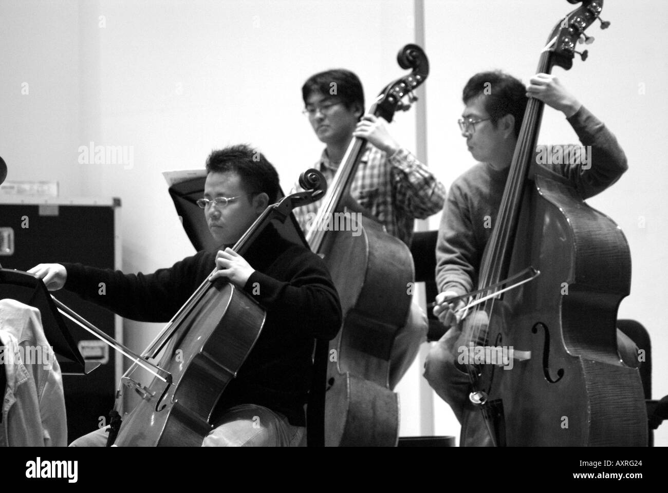 L'Orchestre de chambre philharmonique de Kyoto Kyoto Japon répétition en novembre 2005 Banque D'Images