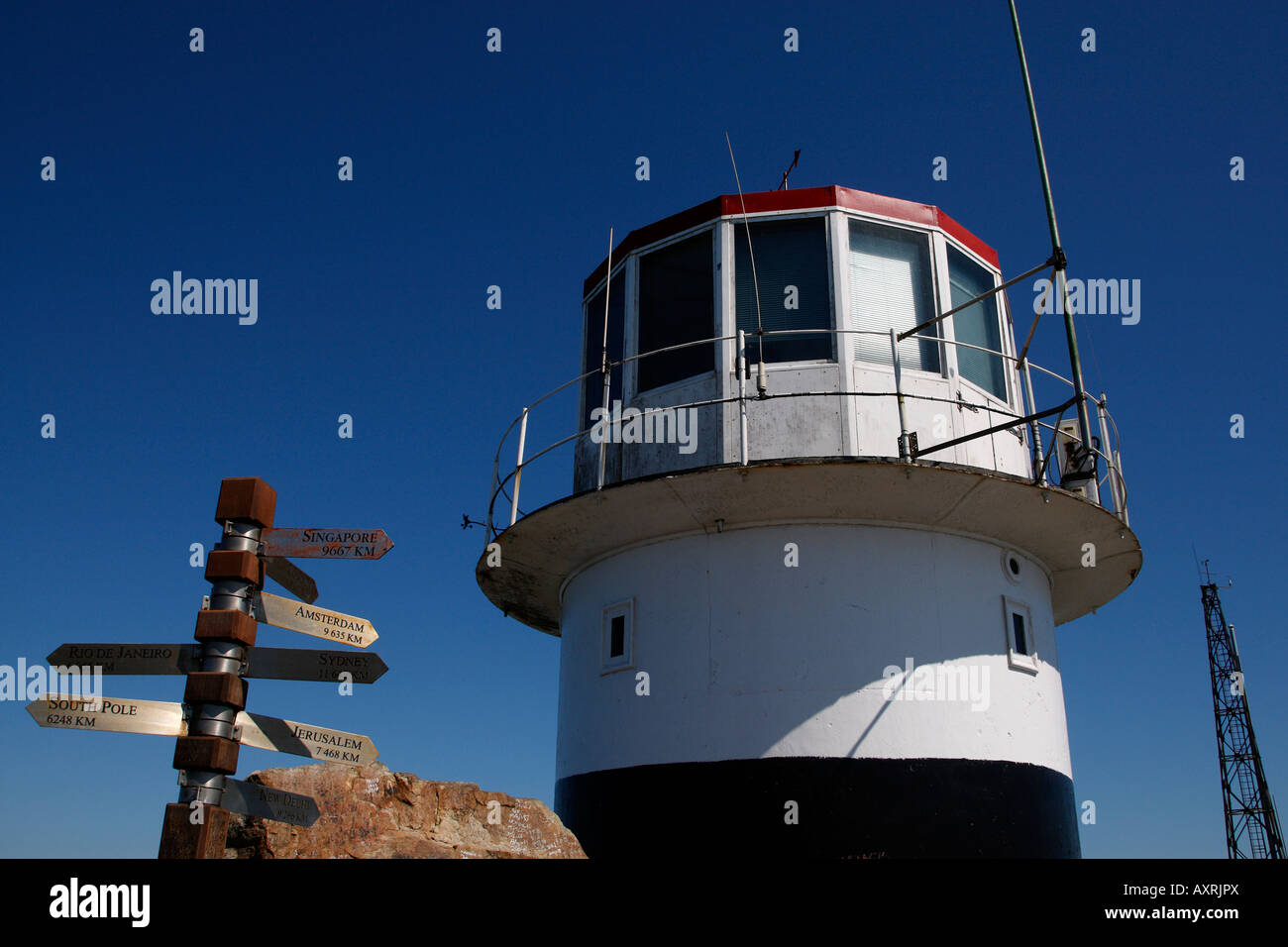 Le vieux phare et cape point d'orientation pour le parc national de table mountain Cape town western cape province afrique du sud Banque D'Images