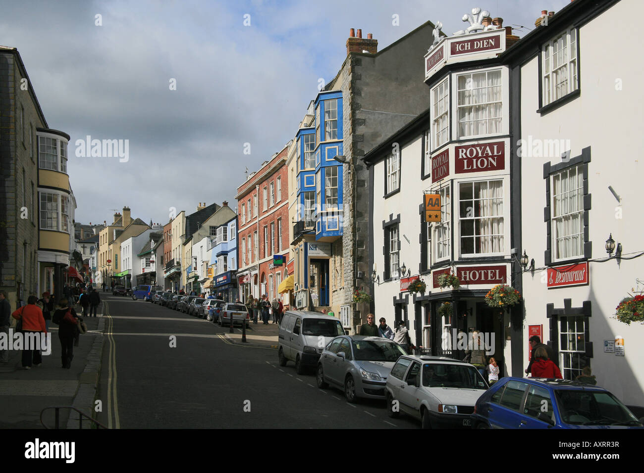 Jusqu'à la large rue, Lyme Regis Dorset England UK Banque D'Images