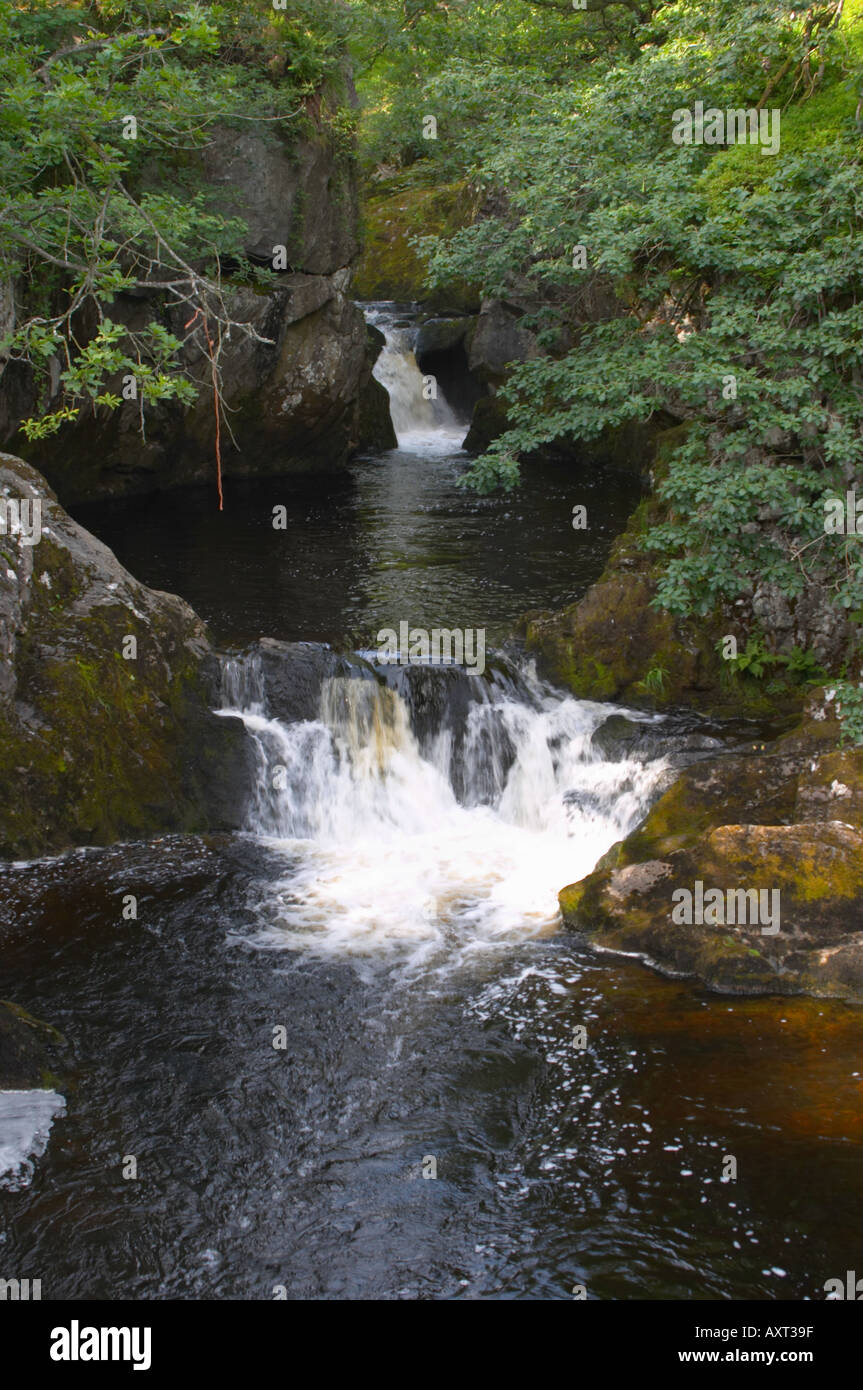 Chutes Rival connu localement comme le trou noir sur la rivière Doe Banque D'Images