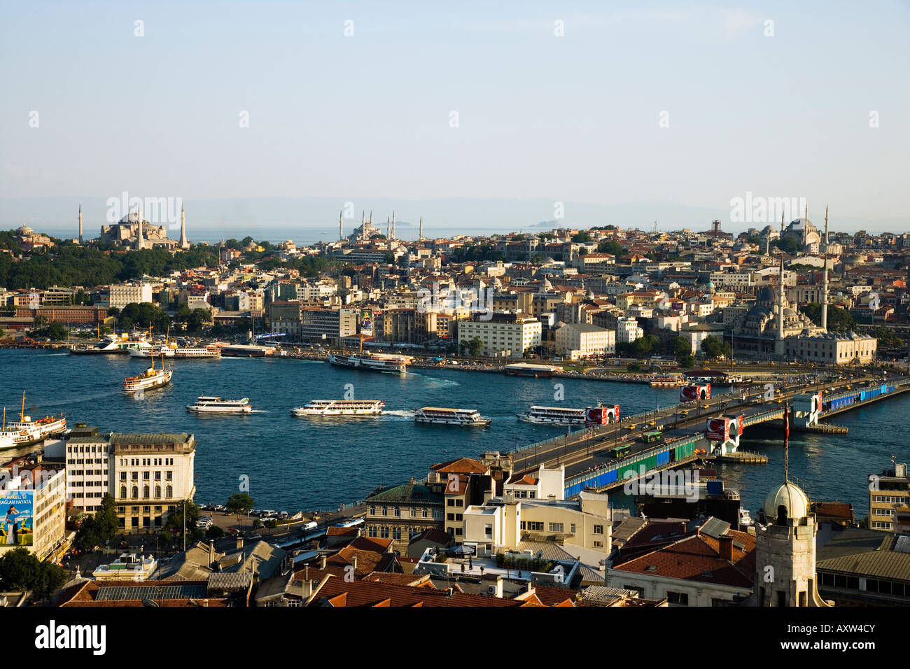 La région de Marmara, Istanbul, Turquie ; vue sur Sultanahmet de la tour de Galata. Banque D'Images