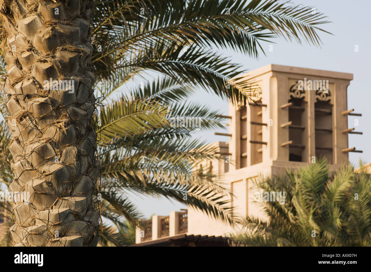 Tours à vent, Madinat Jumeirah Hotel, Dubai, Émirats arabes unis, Moyen Orient Banque D'Images