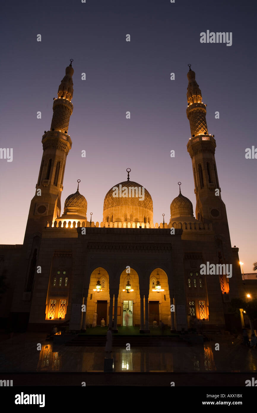 La mosquée de Jumeirah, Dubaï, Émirats arabes unis, Moyen Orient Banque D'Images