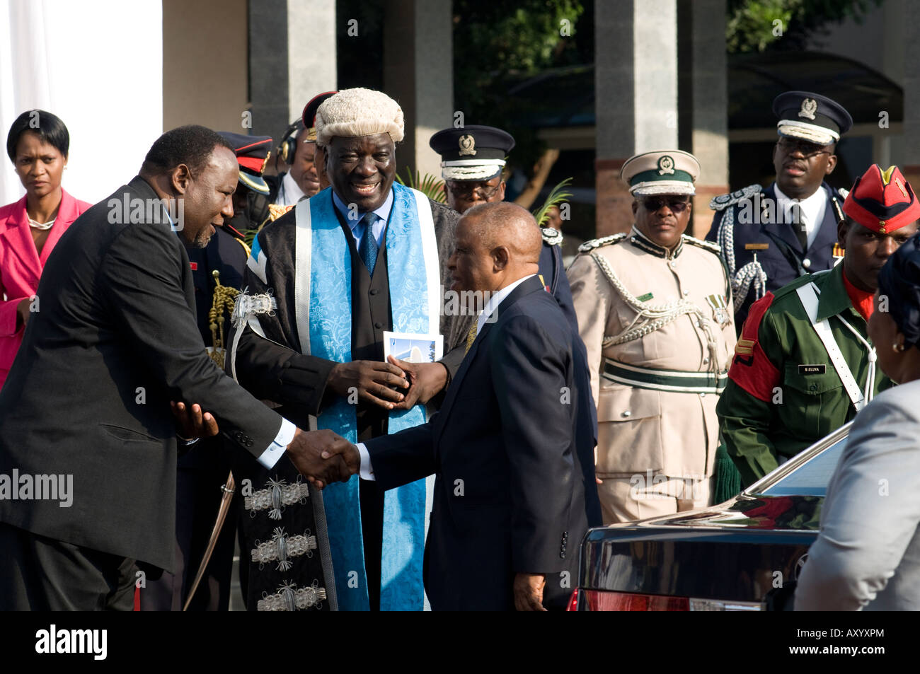 Au départ Le Président Mogae à l'Inaugration de Seretse Khama Ian Khama quatrième président de la République du Botswana Banque D'Images