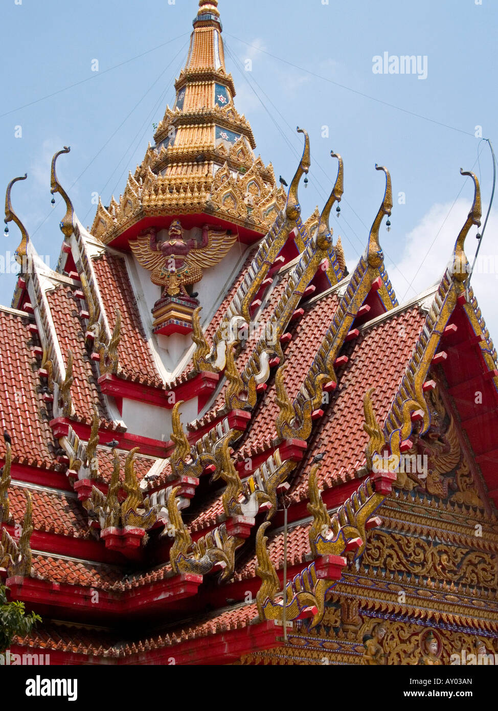 Beau temple thaïlandais design à Wat Bang Phra près de Bangkok Banque D'Images