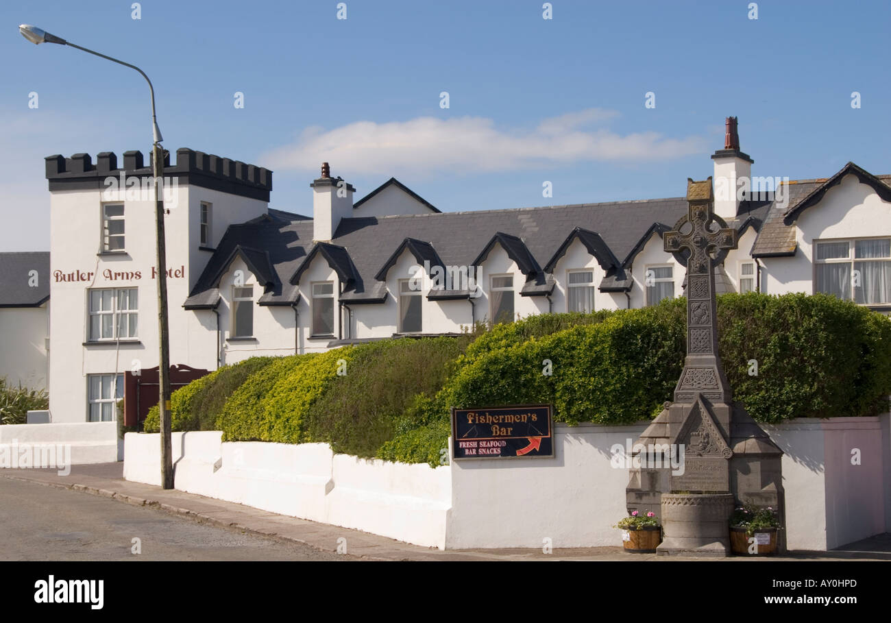 Le Comté de Kerry Irlande Ring of Kerry Waterville Butler Arms Hotel exterior Banque D'Images