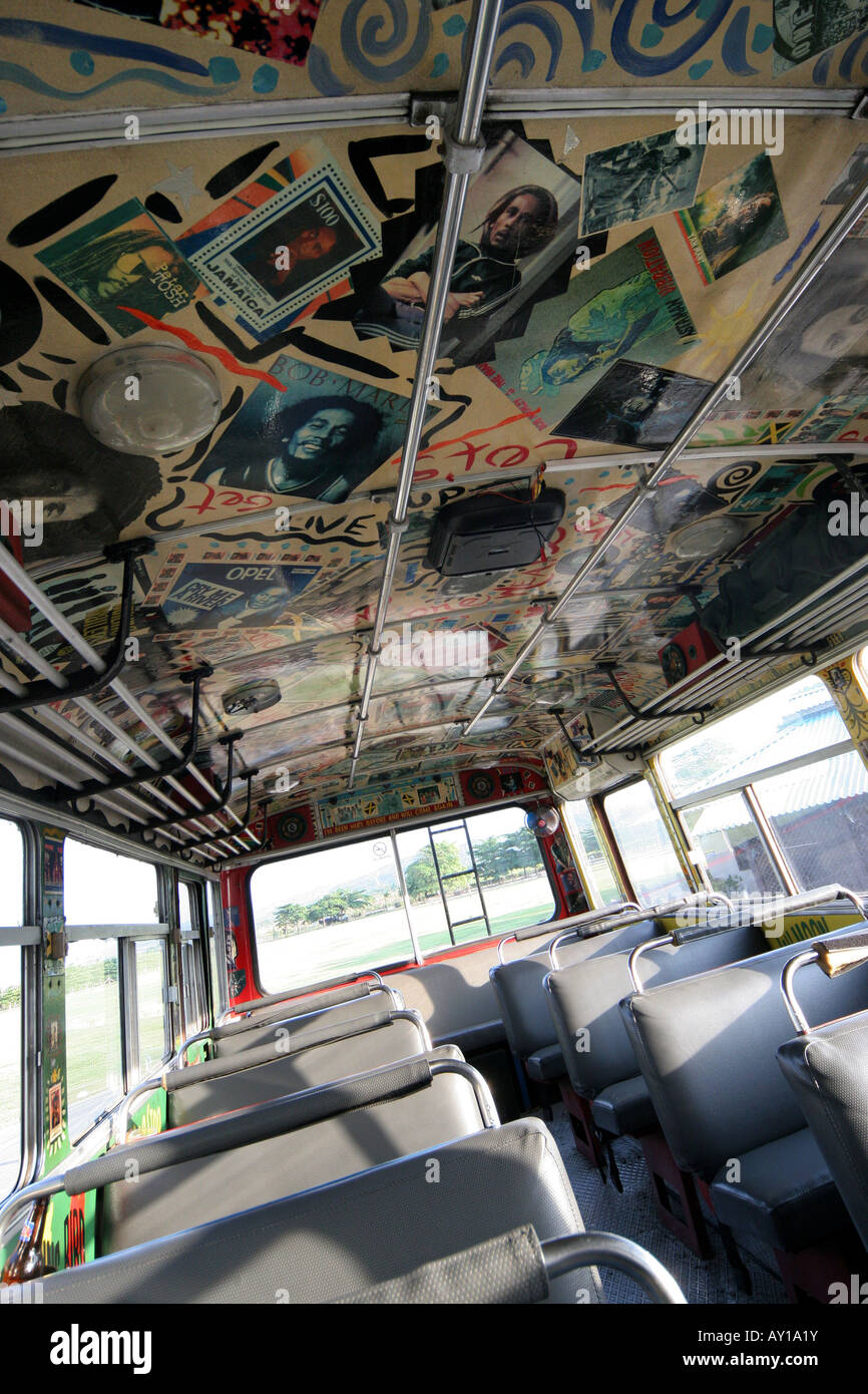 Le bus de Chukka reggae Bob Marley de 4000 à Nine Mile, Jamaïque Banque D'Images