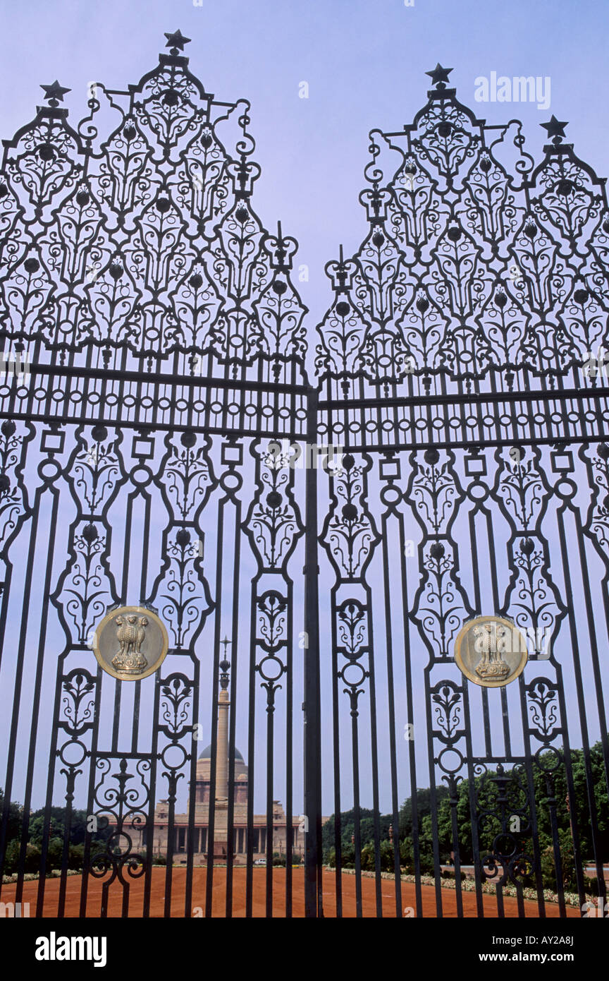 Porte principale de la Rashtrapati Bhawan (maison de Viceroy), New Dehli IN Banque D'Images