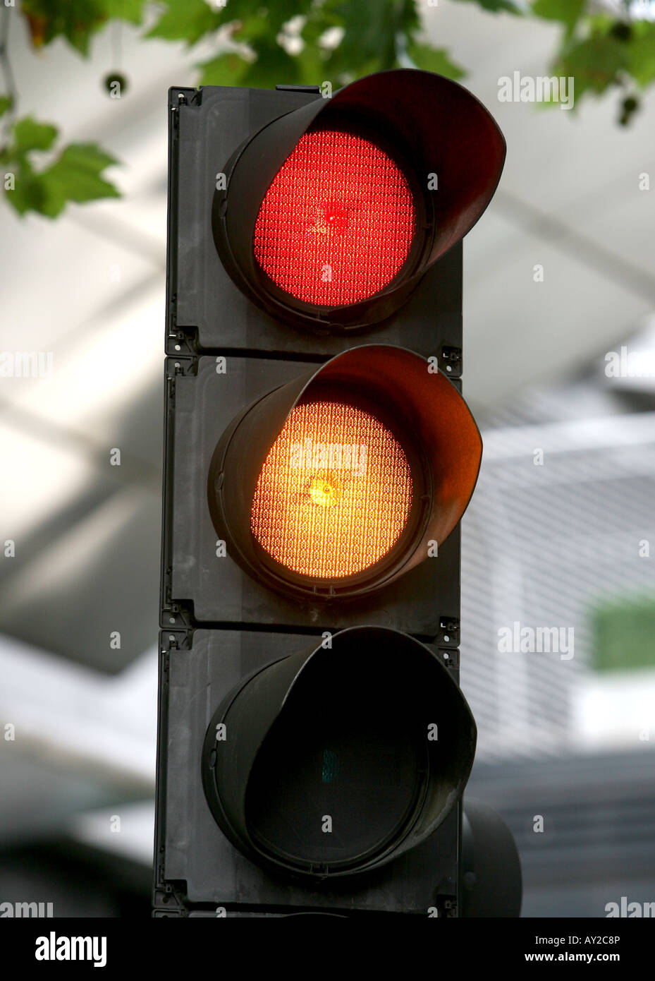 Les signaux de signalisation routière à Londres UK Feux orange rouge Banque D'Images