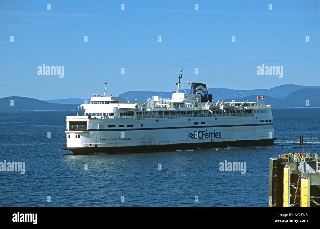 BC Ferries le traversier Queen of New Westminster arrive à Twasassen, au sud de Vancouver, en Colombie-Britannique, au Canada. Banque D'Images
