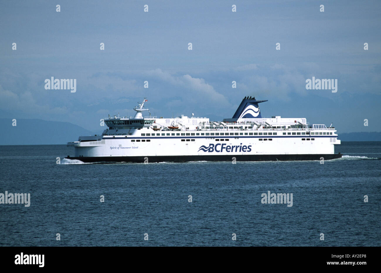 La BC Ferries bateau Spirit of Vancouver Island navigue entre Tsawassen et Swartz Bay en Colombie-Britannique Banque D'Images