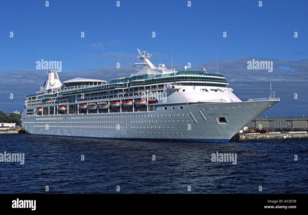 Le bateau de croisière Royal Caribbean Vision of the Seas à Victoria, en Colombie-Britannique. Banque D'Images