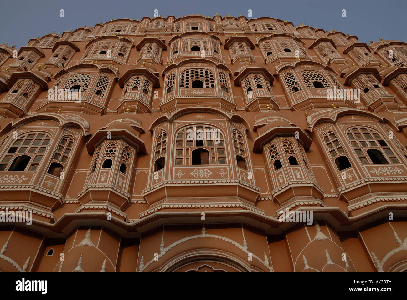 Close Up of Windows sur le Hawa Mahal (le palais des vents Jaipur Rajasthan Inde Banque D'Images