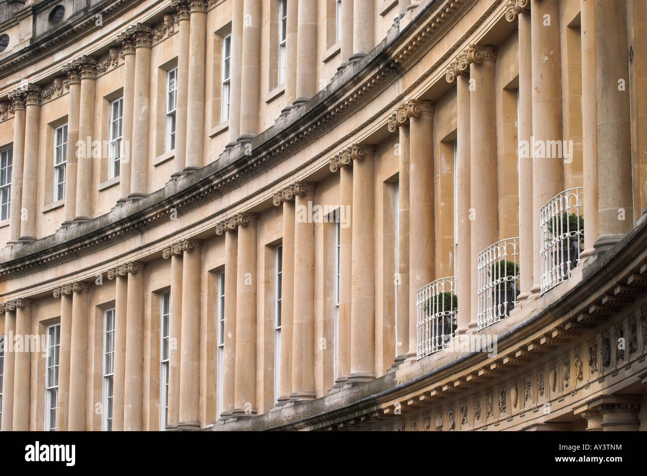 Gros plan de l'architecture géorgienne dans le Cirque, ville de Bath, Angleterre. Un site classé au patrimoine mondial de l'UNESCO. Somerset, Angleterre, Royaume-Uni Banque D'Images