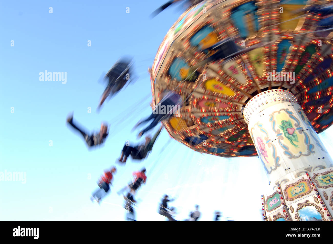 Parc d'attraction, CIEL BLEU, animation, ROUE Banque D'Images