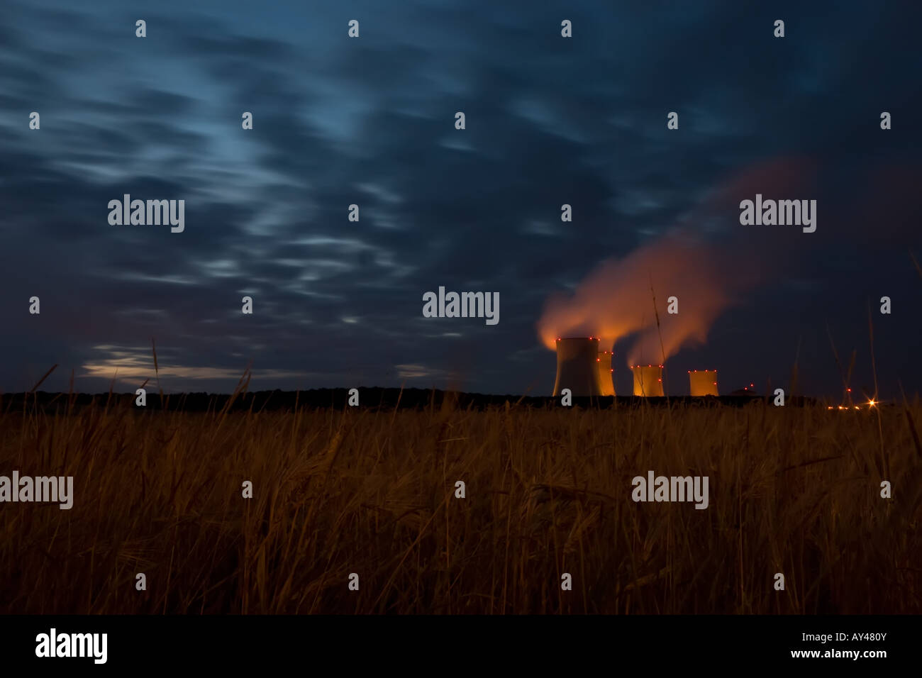 Nuclear Power Plant Banque D'Images Nuclear Power Plant Banque D'Images