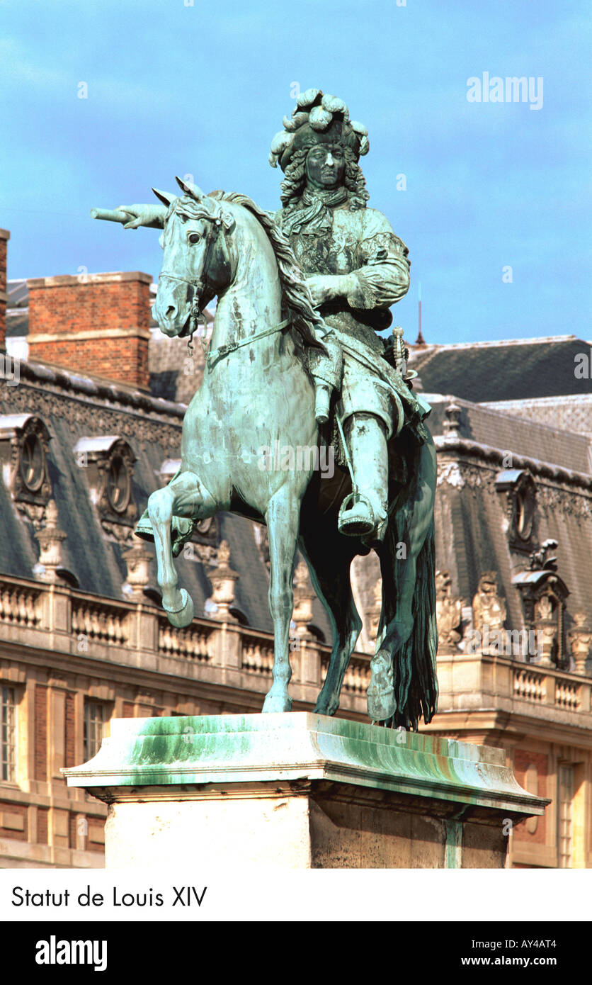 Chateau De Versailles Statut De Louis Xiv Photo Stock Alamy Chateau De Versailles Statut De Louis Xiv Photo Stock Alamy
