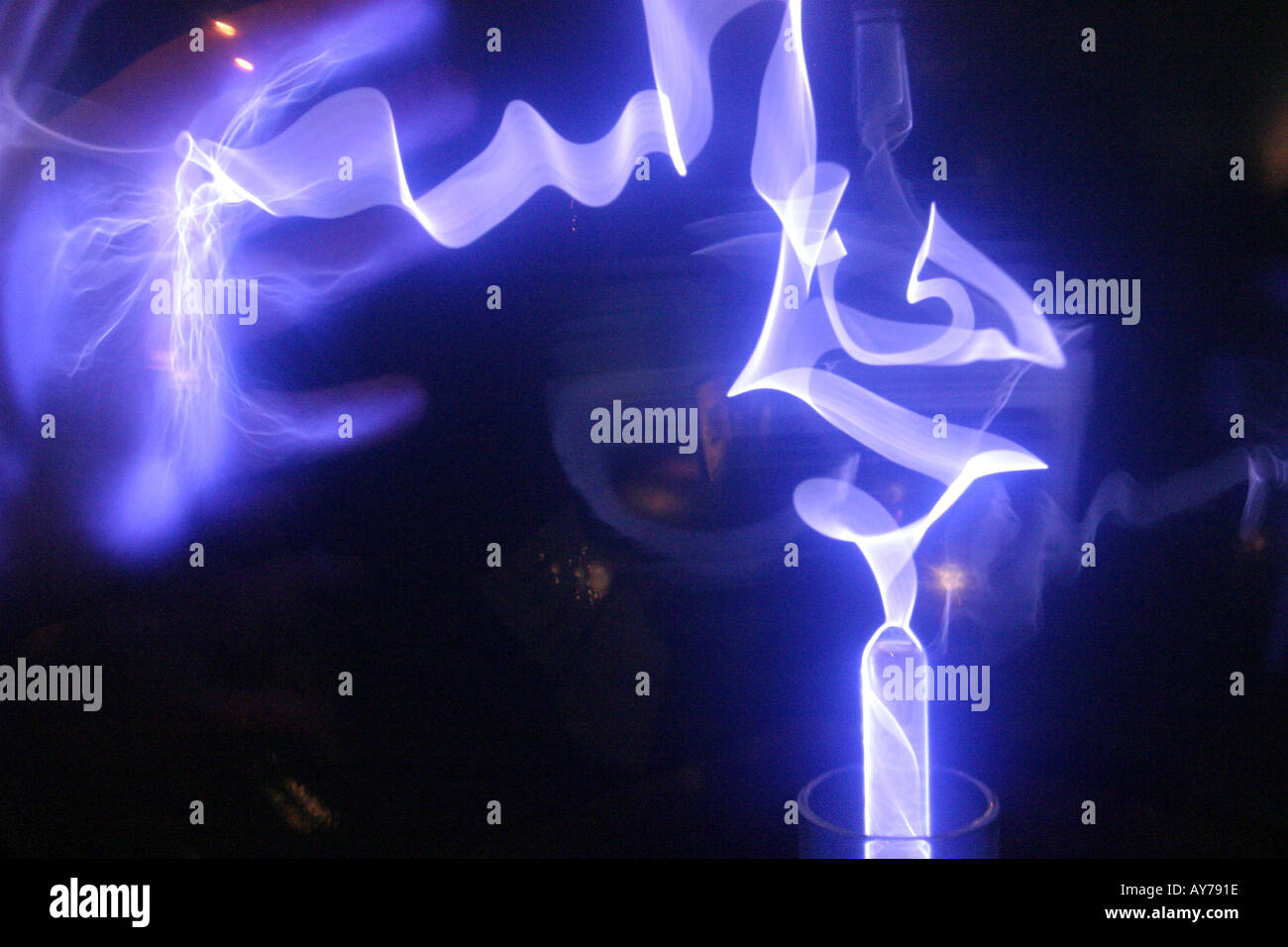 L'électricité statique Plasma Bille de verre Banque D'Images