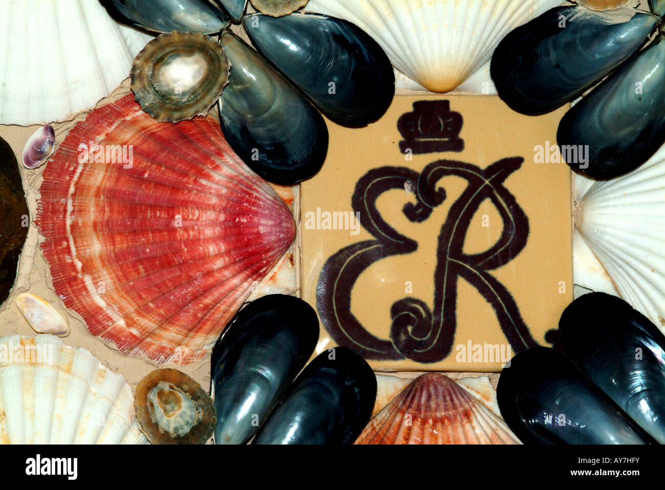 Décoration intérieure par des écoliers de Memorial Pavilion Queen Mother's Jardin Royal Botanic Gardens Edinburgh créé le 7 juillet 2006 Banque D'Images