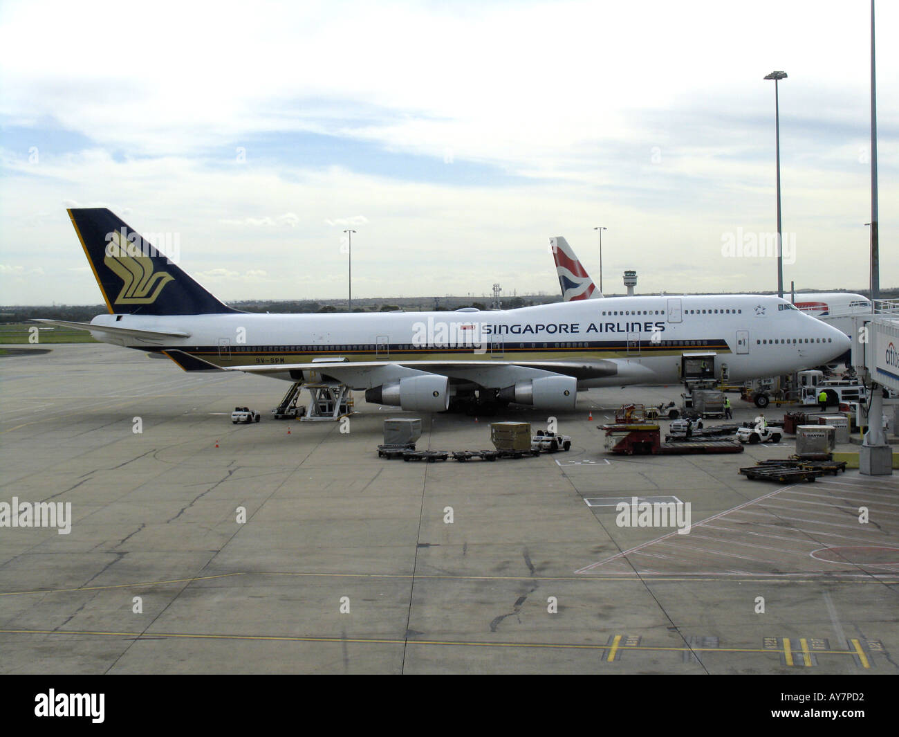 Singapore Airlines Boeing 747 400 garé l'aéroport Tullamarine de Melbourne Australie Victoria Banque D'Images