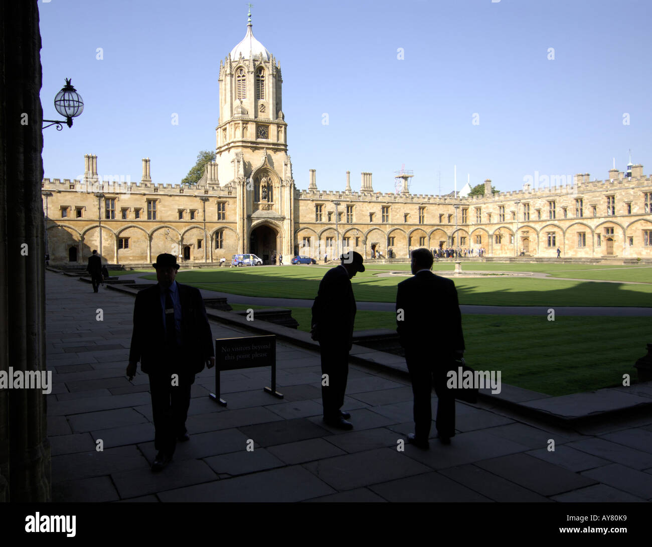 Des porteurs dans le Christ Church College/quad Banque D'Images