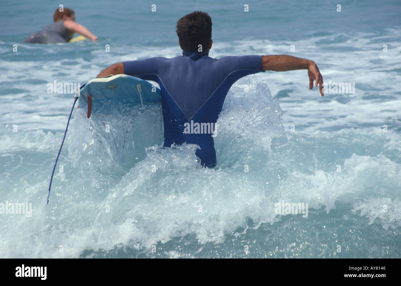 Surf 1980s Royaume-Uni. Penhale Beach, Perranporth, Cornouailles Angleterre circa 1985 HOMER SYKES Banque D'Images