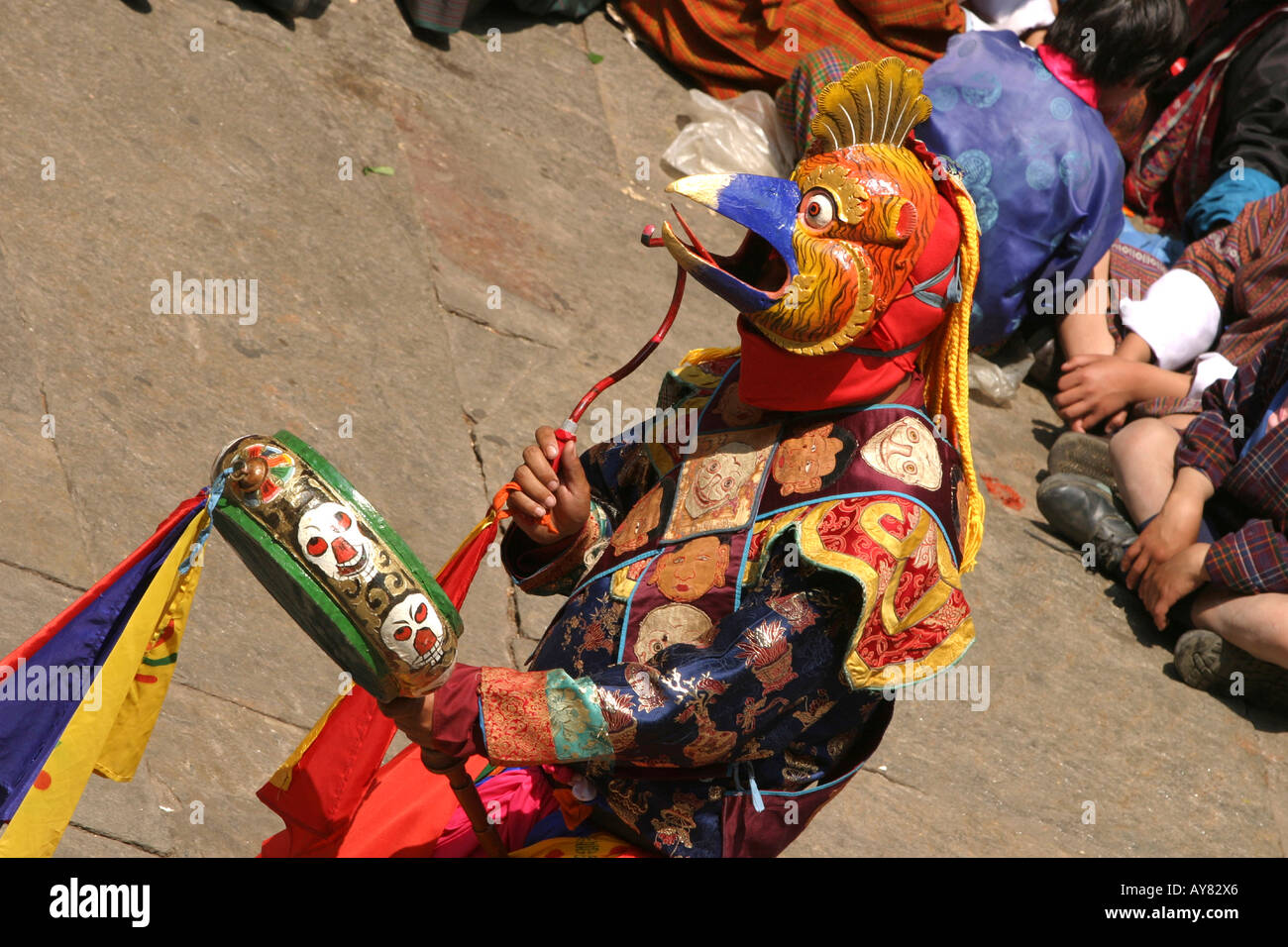 Bhoutan Paro Tsechu festival de danse 8 sortes de spiritueux Degye danseur masqué des animaux Banque D'Images