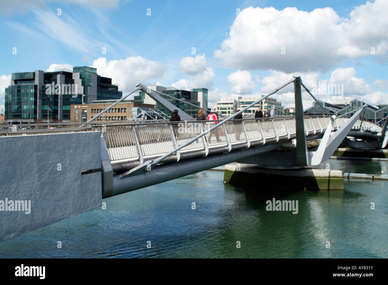 Pont piétonnier Sean O Casey Liffey Dublin Ireland Banque D'Images