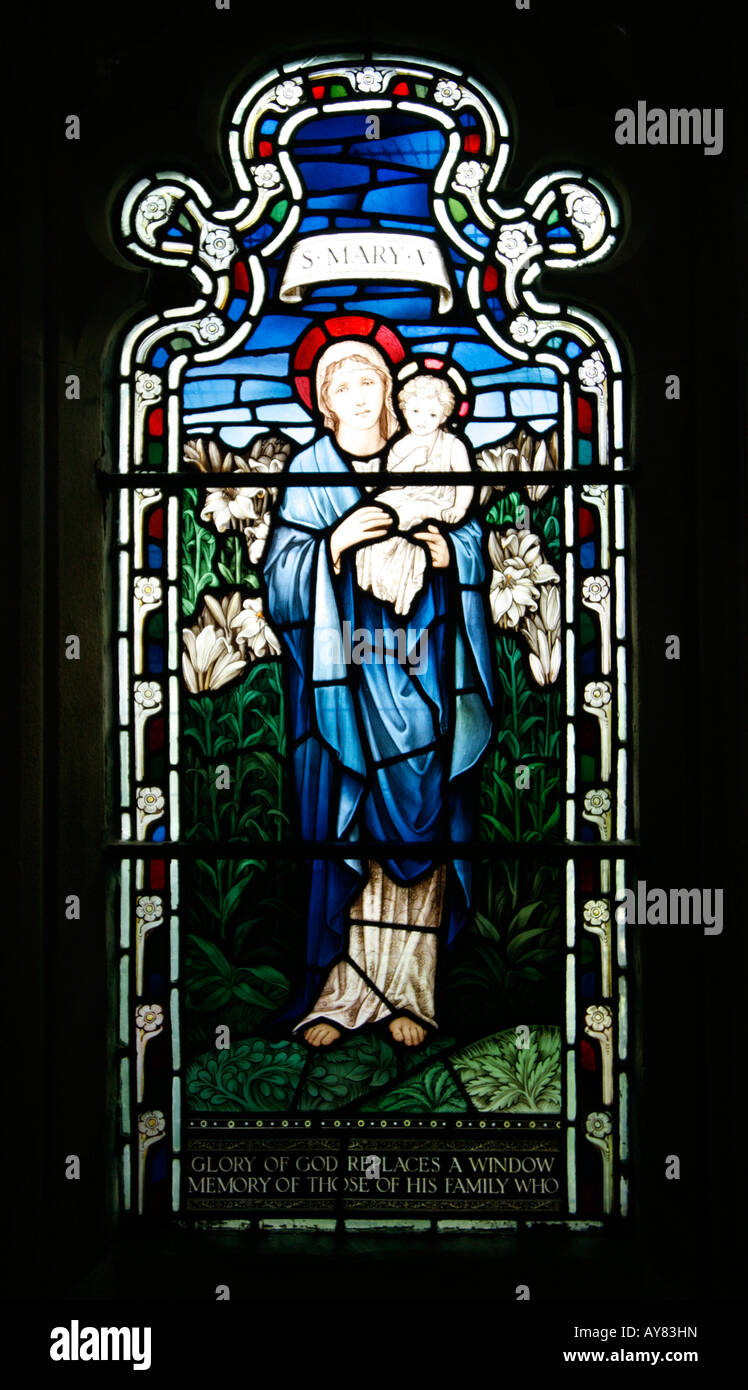 La cathédrale de Gloucester Vitrail dédié à Saint Mary Banque D'Images