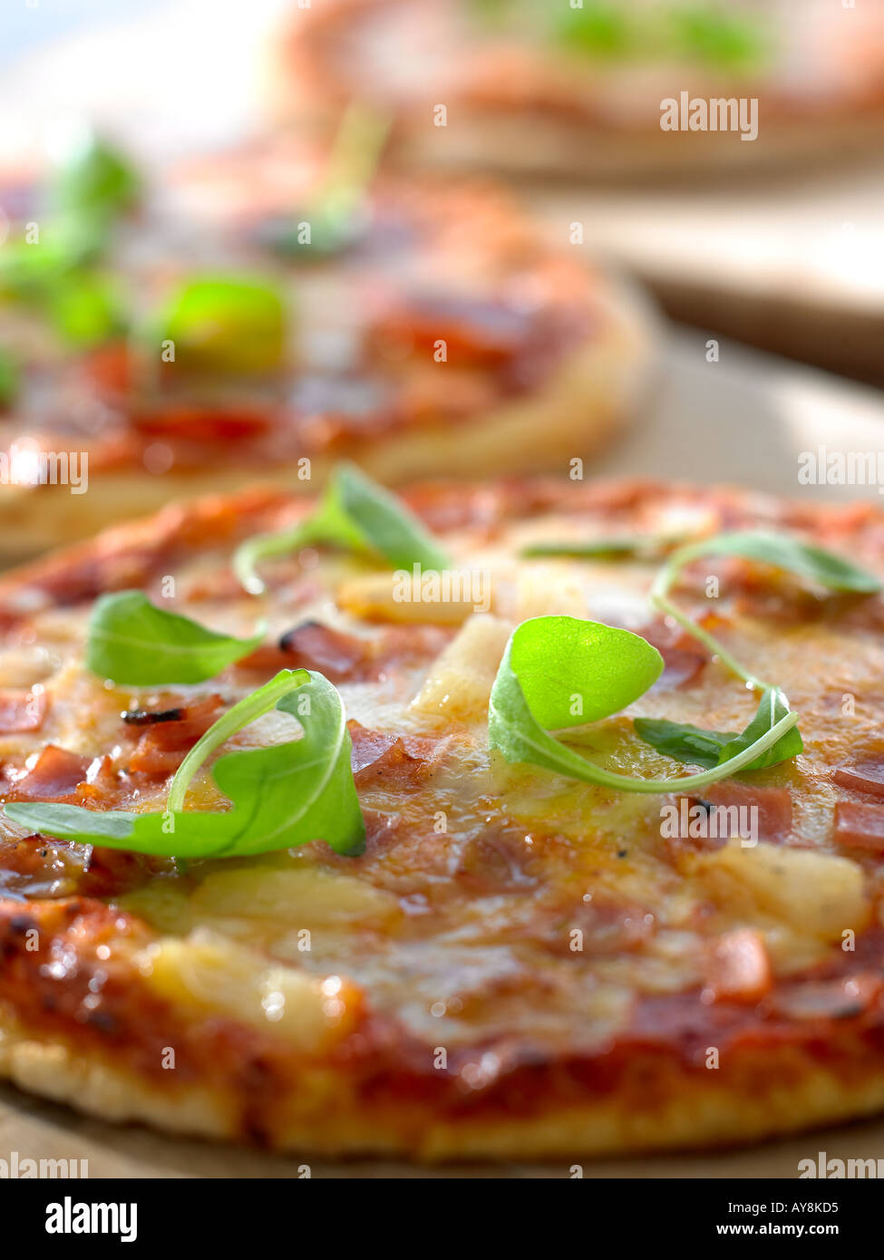 Trois petites pizzas Banque D'Images